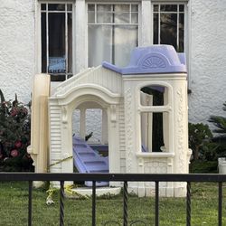 Kid Outdoor Playhouse 
