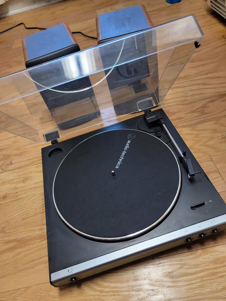 Audio Technica Record Player With Edifier speakers