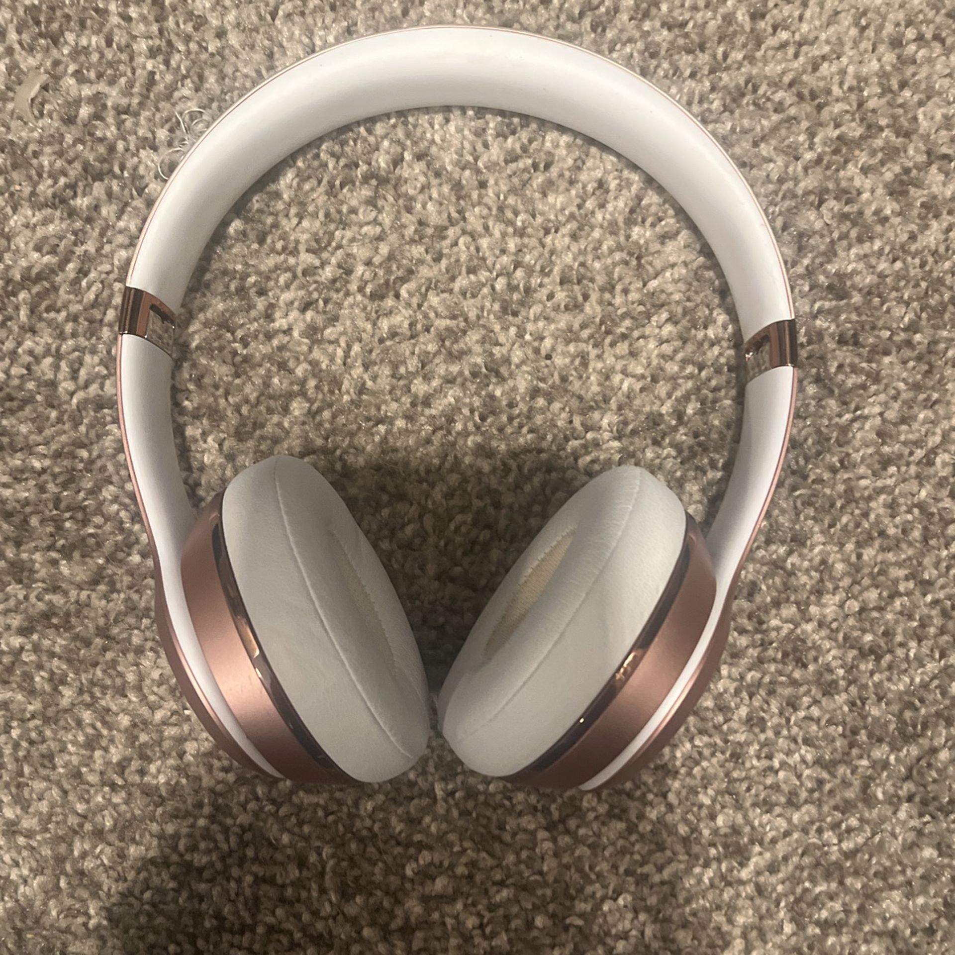 Beats Wireless Headphones // Beats solo 3