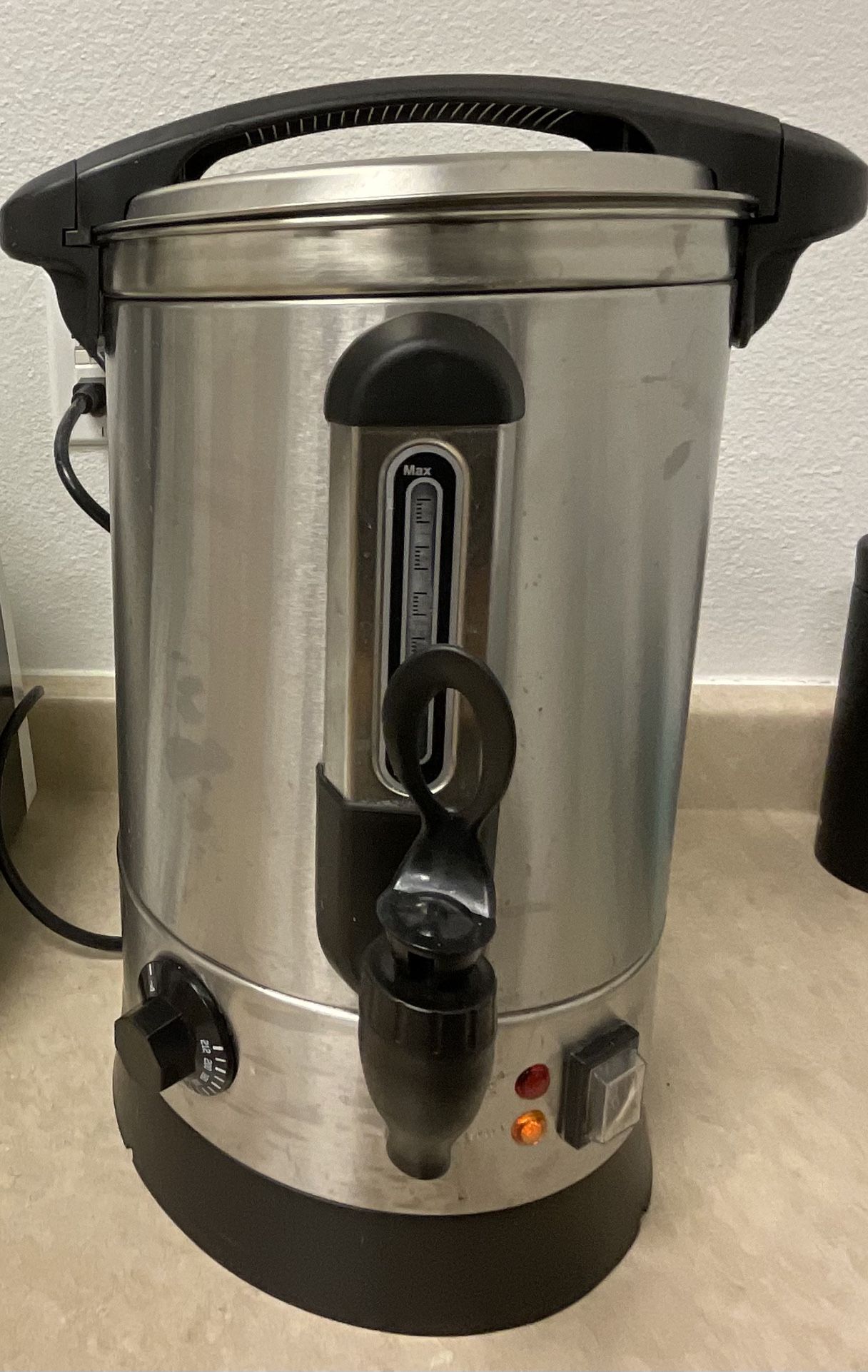 Avantco Water Boiler 8 Liters