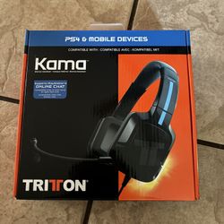 Black Triton Kama headset for PS4 and mobile devices