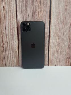 iPhone 11 Pro Max - Unlocked - 64GB
