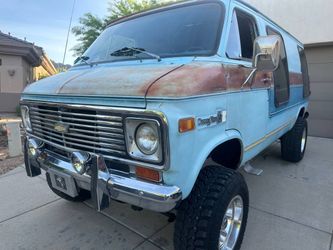 1977 Chevrolet C30- Pathfinder Van