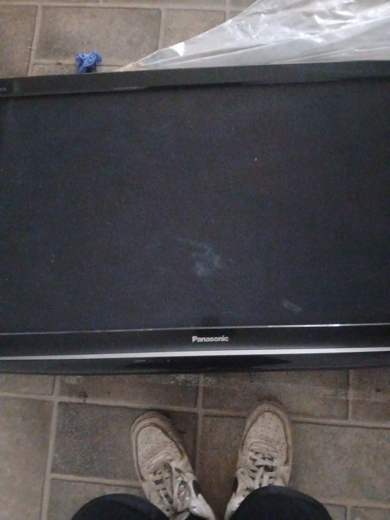 Panasonic 50in Tv