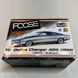 Auto Plastico De Colección FOOSE 67 Dodge Charger 426 HEMI 