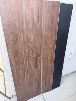 Chestnut Oak 20-mil x 7-in W x 48-in L Waterproof Click Lock Luxury Vinyl Plank Flooring ( 18.62-sq ft Per Carton )