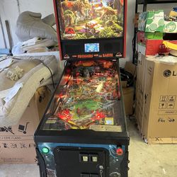 Stern Pinball Jurassic Park Home Edition pinball machine