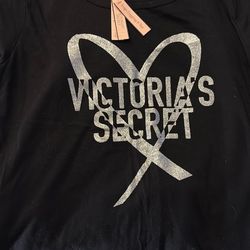 Victoria’s Secret tee Medium