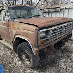 1986 Ford F250 4x Pickup 