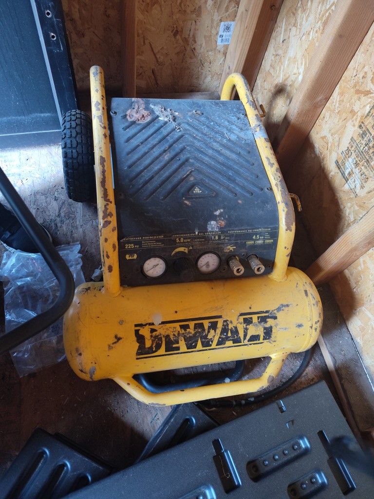 DeWalt Air Compressor
