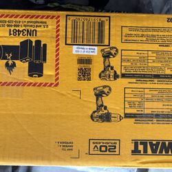 DEWALT 20V MAX Cordless Drill, Impact Driver, 2-Tool Power Tool Combo Kit, Brushless Power Tool Set with 2 Batteries and Charger Included (DCK277D2)