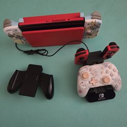 Nintendo Switch OLED Mario Red