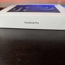 M4 MacBook Pro Like New Black 