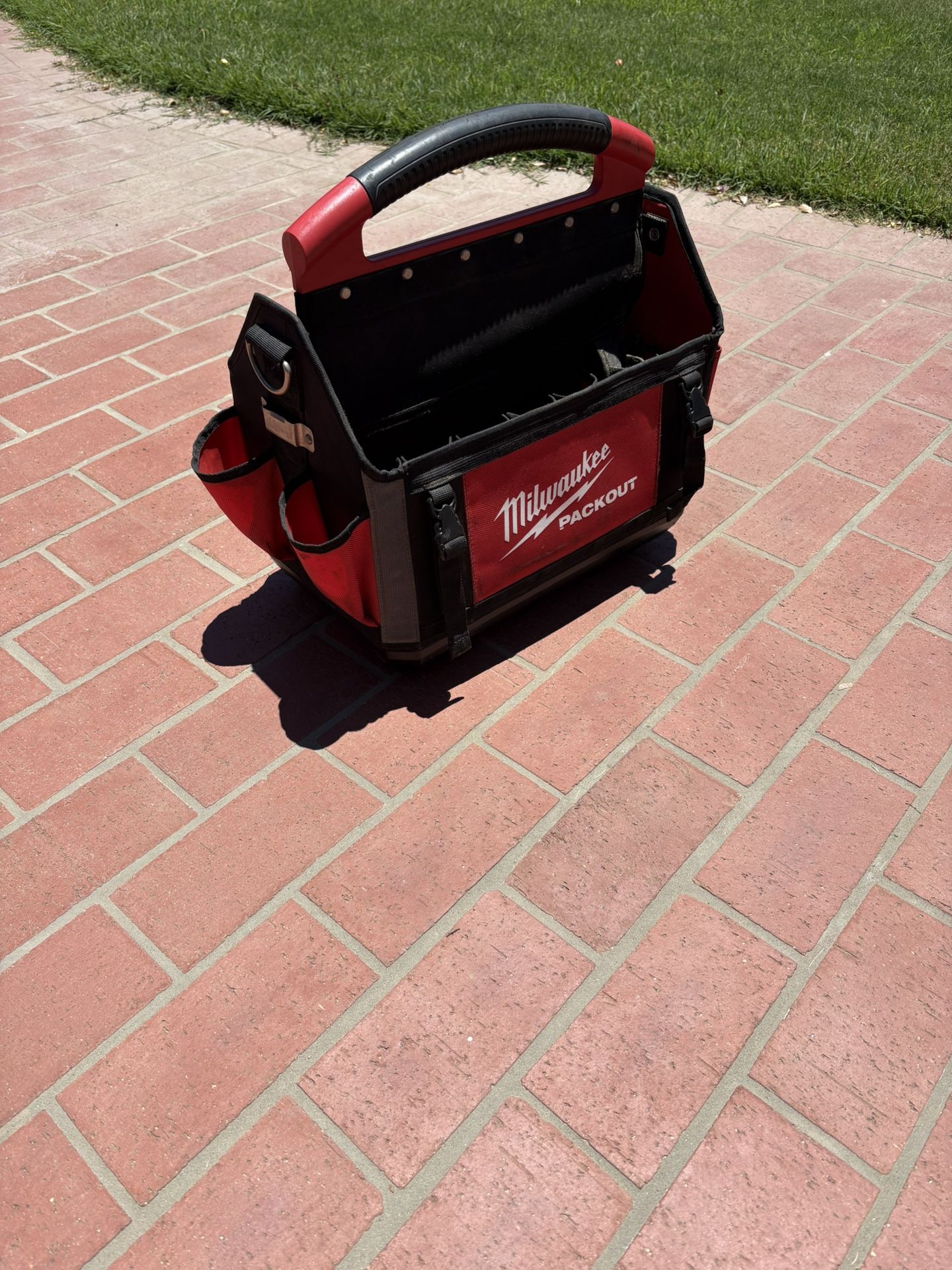 Milwaukee Pack out Tote