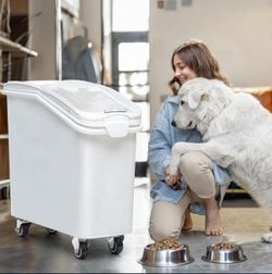 Large Ingredient Dry Goods Storage Bin