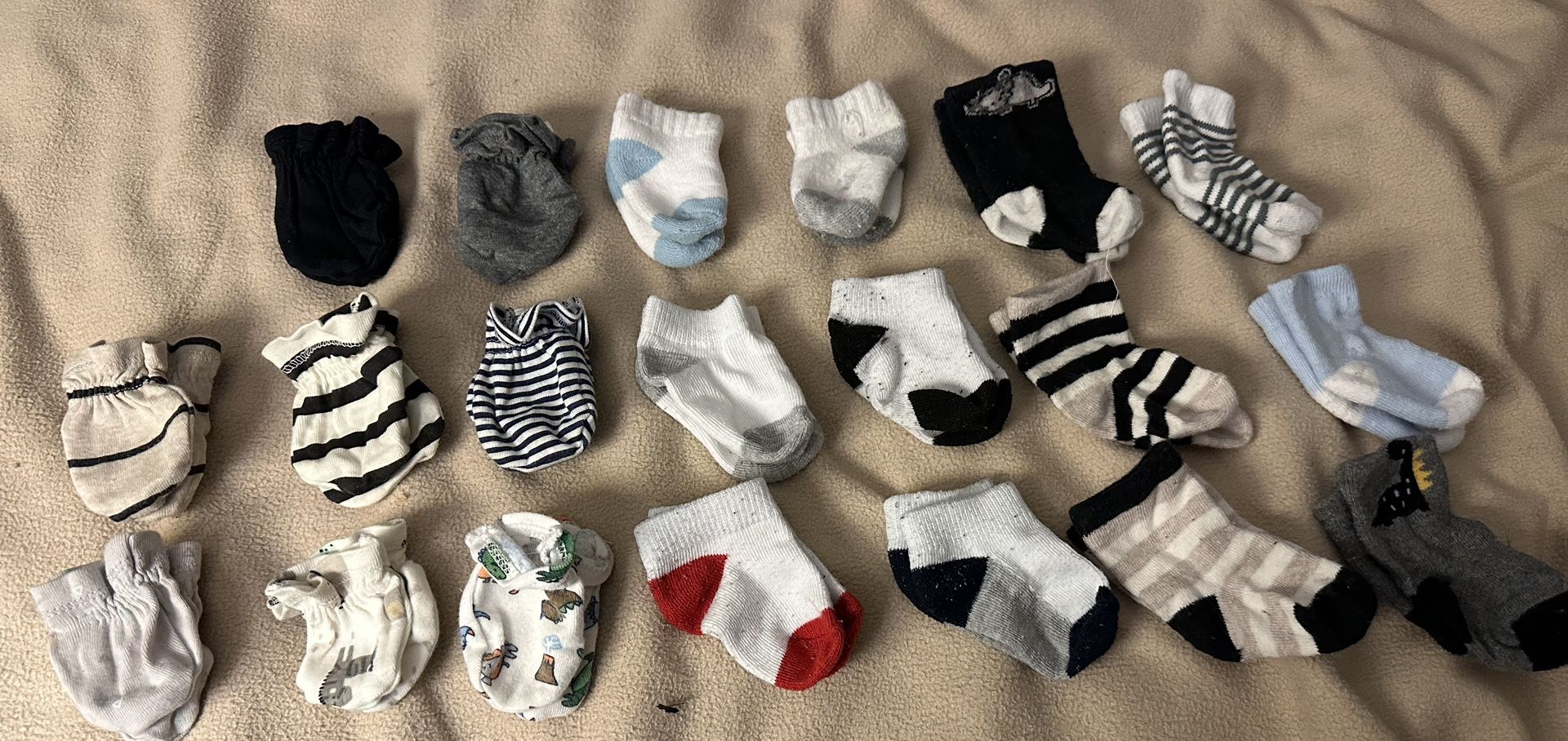 Baby Mittens And Socks 