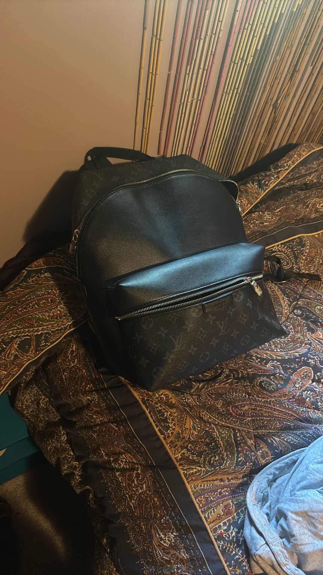 Louis Vuitton Discovery Backpack Black.