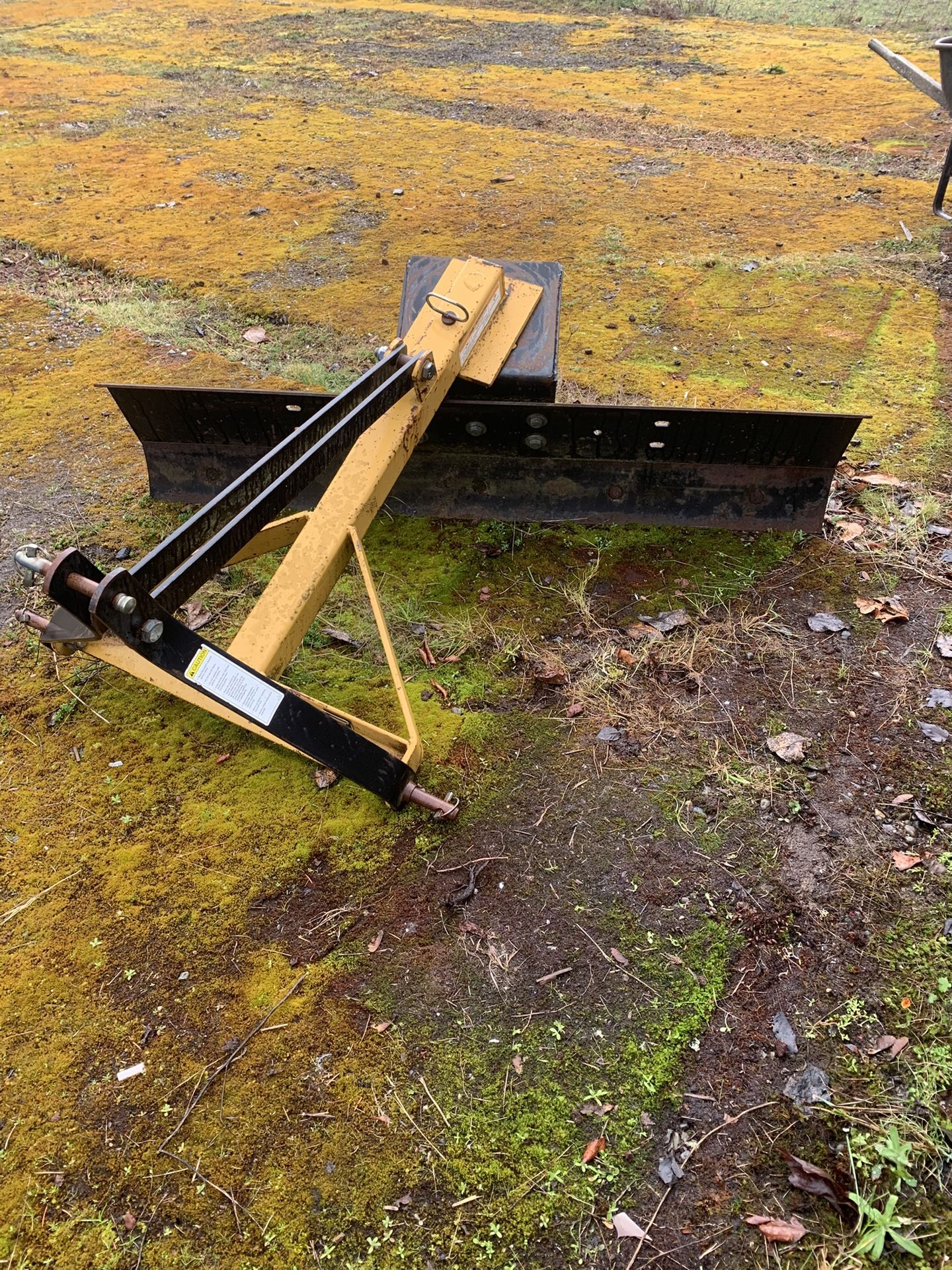 Three Point Scraper