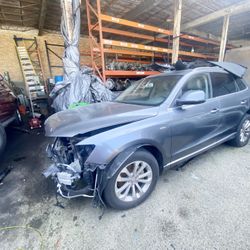 2015 Audi Q5 – Low 55k Miles – Clean Interior – Needs Front Exterior Work