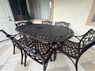 7pc New condition Cast Aluminum Outdoor Patio Dining Table Set