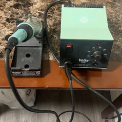 Soldering Weller WS80