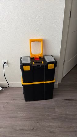 Stalwart Portable Tool box with wheels stackable 2 jn 1