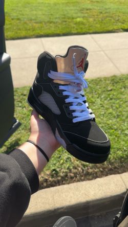 Jordan 5’s Black metallic