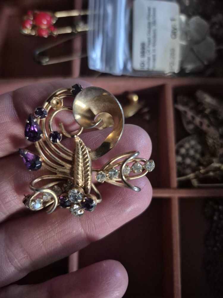 Brooch