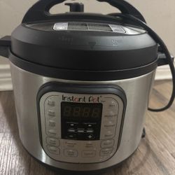 Instant Pot Electric Pressure Cooker