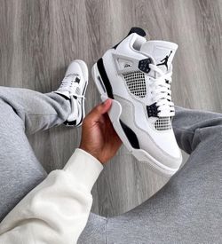 Jordan 4’s Military black