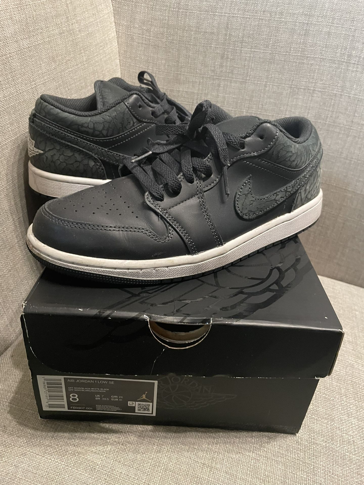 Air Jordan 1 Low SE