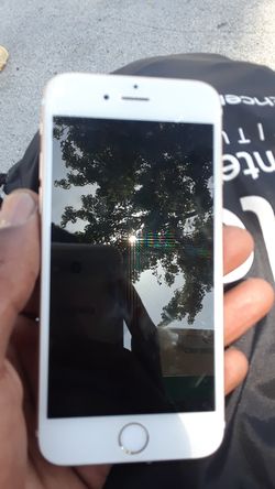 iPhone 6 phone doesn't charge tho!!