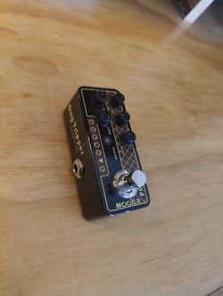 Mooer Day Tripper AC30 Amp Sim
