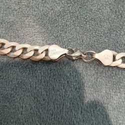 Cuban Chain 925 Italy Silver And Sant Pendant 26 Inch