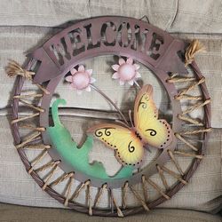 Metal Welcome Sign 16 Inches