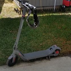 Electric Scooter With Charger 