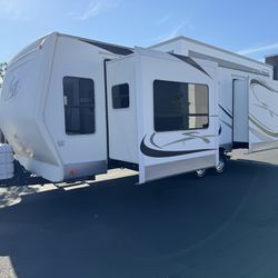 Jazz Travel Trailer With 2 Slide Outs Needs To Sell!!