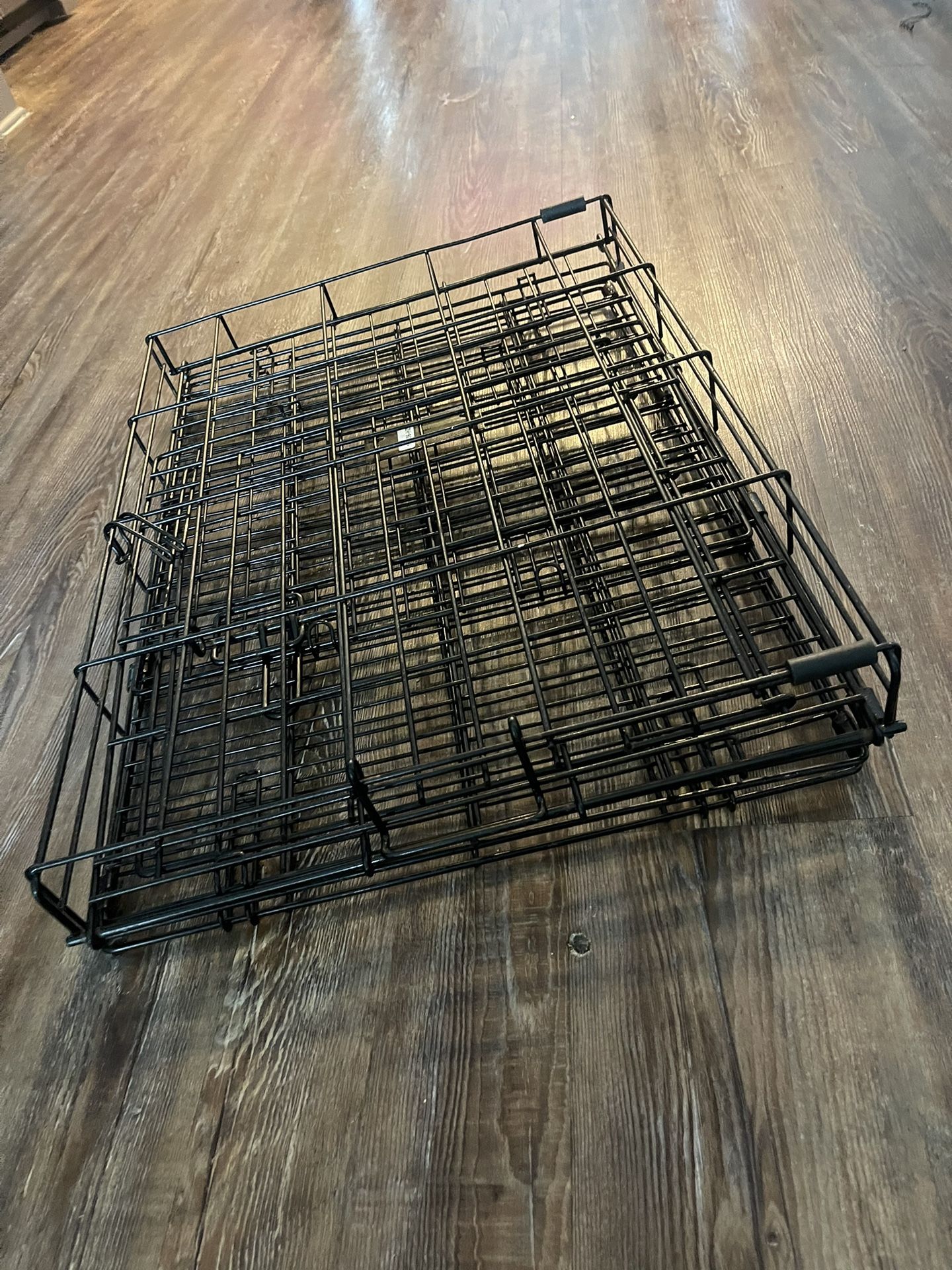 Small / Medium Size Dog Kennel / Crate