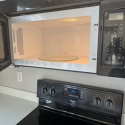 KITCHEN APPLIANCES