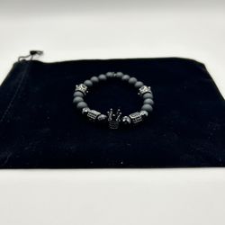 Crown Beaded Bracelet 