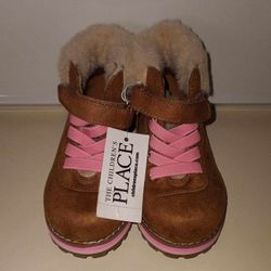 NEW Children''s Place toddler girls size 6 suede boots with pink laces FIRM