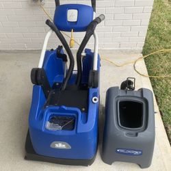 Windsor Clipper Duo, 10 Gallons, 16”, Commercial Professional Carpet Cleaner Extractor