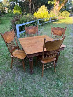 Wood dining table
