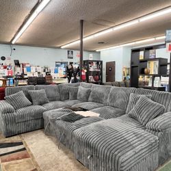 🔥Hot Deal🔥Brand New Sectional With Pullout Bed And Storage Chaise $1799, Finance Available, Delivery Available 