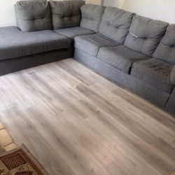 Couch/sectional