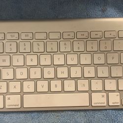 Apple Magic Keyboard (a1314)
