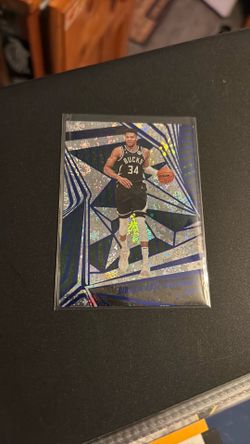 Giannis card