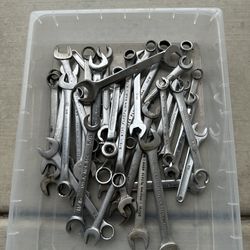 Assorted Wrenches 