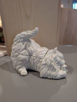 Vintage Elizabeth Arden Southern Heirloom Porcelain Cat Trinket Box