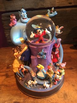 Wonderful World of Disney snow globe
